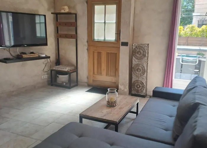Maison De Village - La Couronne