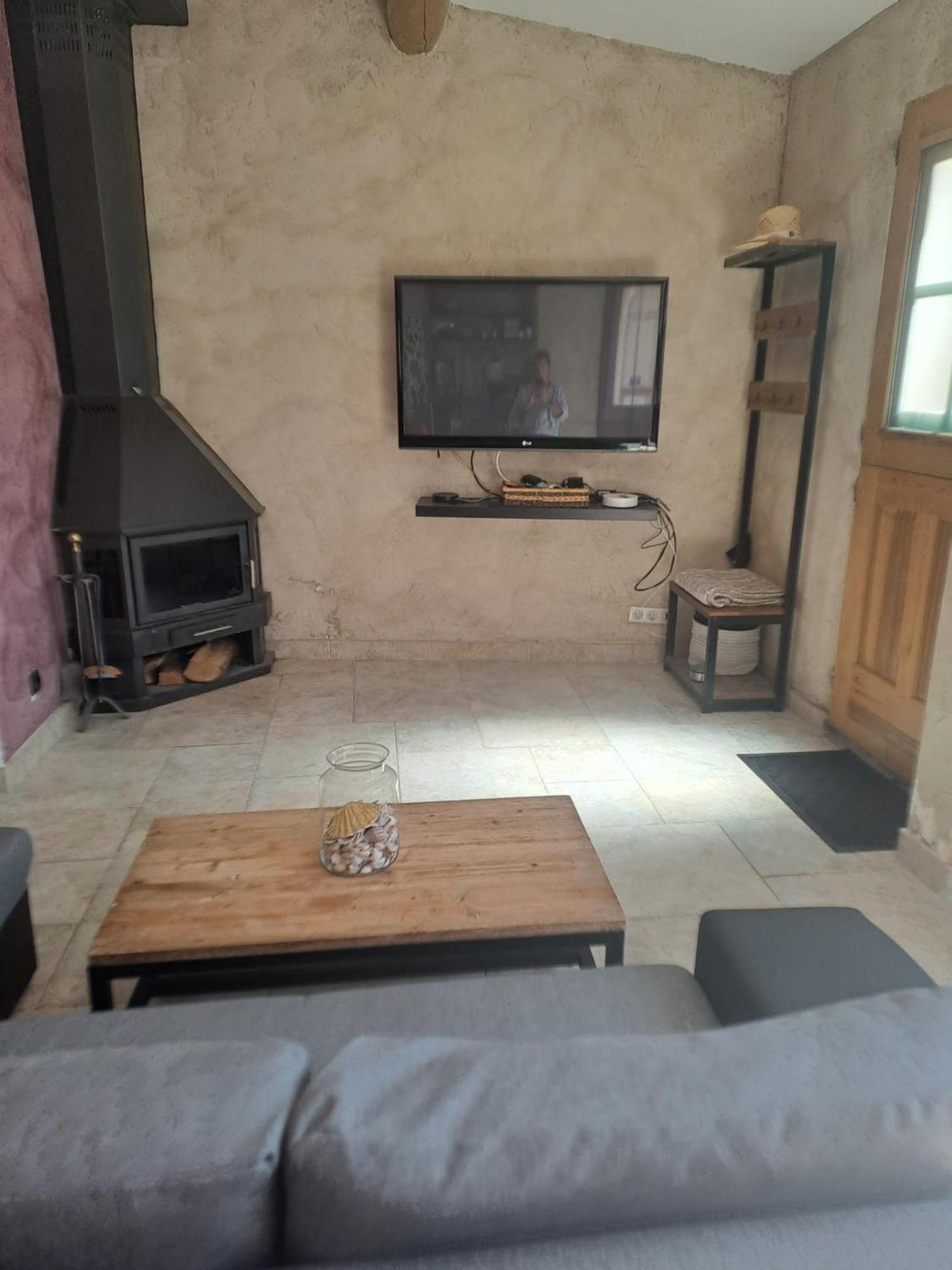 Maison De Village - La Couronne Holiday home *